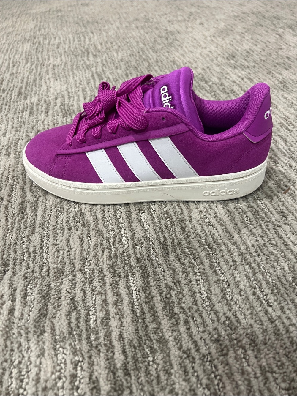 adidas Women’s Grand Court Alpha 0 in Vibrant Purple Sz 9